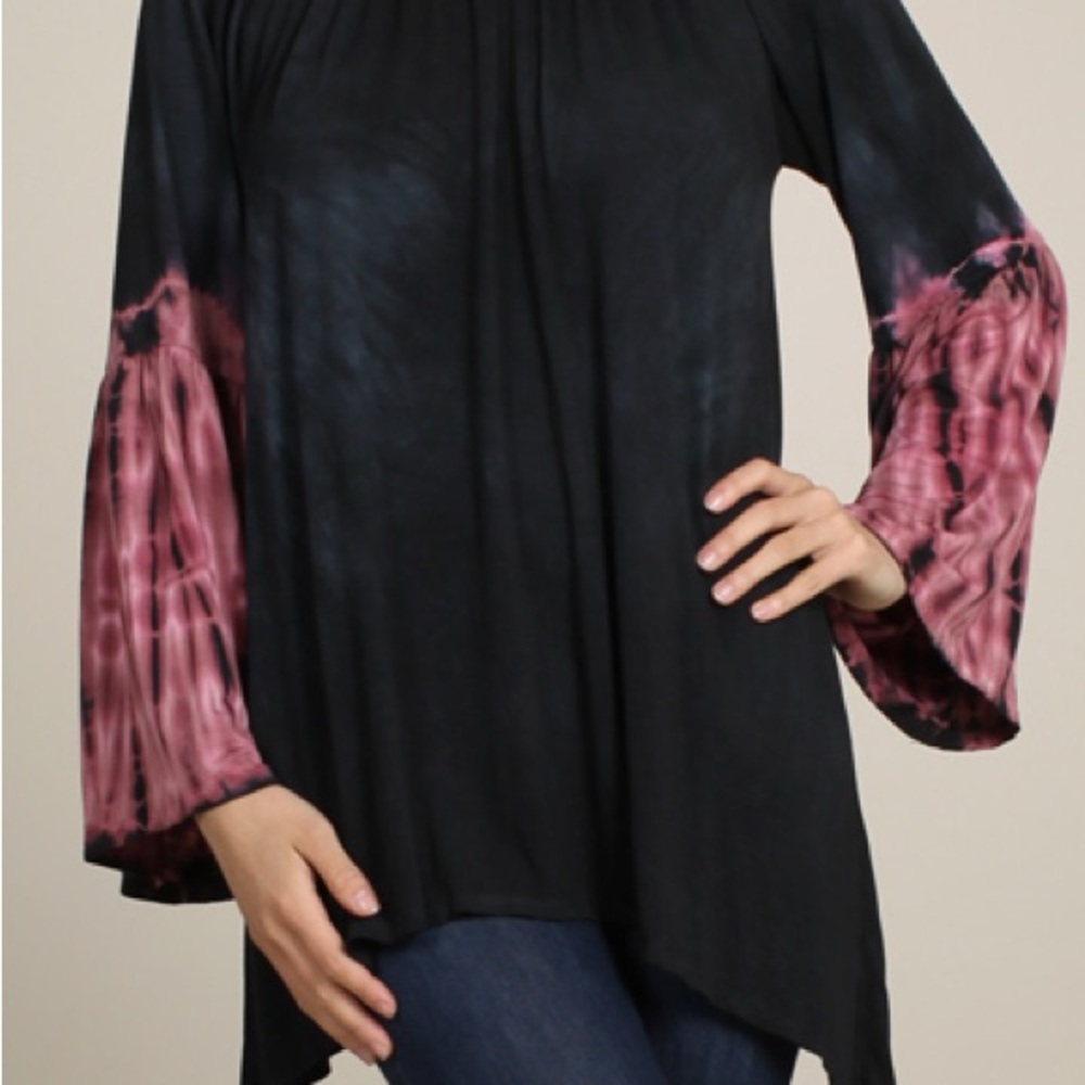 Elegant Black and Pink Tunic Top